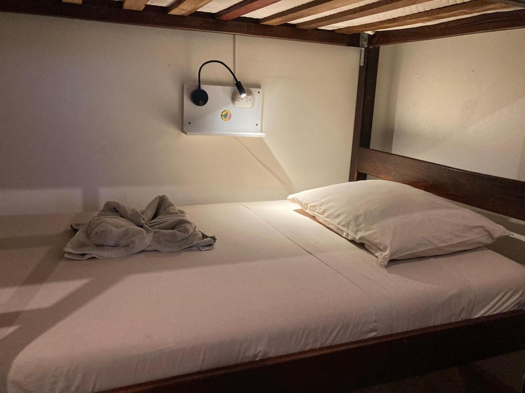 Tamahostel & Glamping Тамариндо Екстериор снимка
